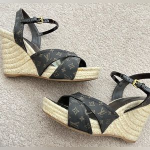 Louie Vuitton Espadrilles, 38 Black/Brown Canvas, 4” Heel, 1” rise, V Good Cond